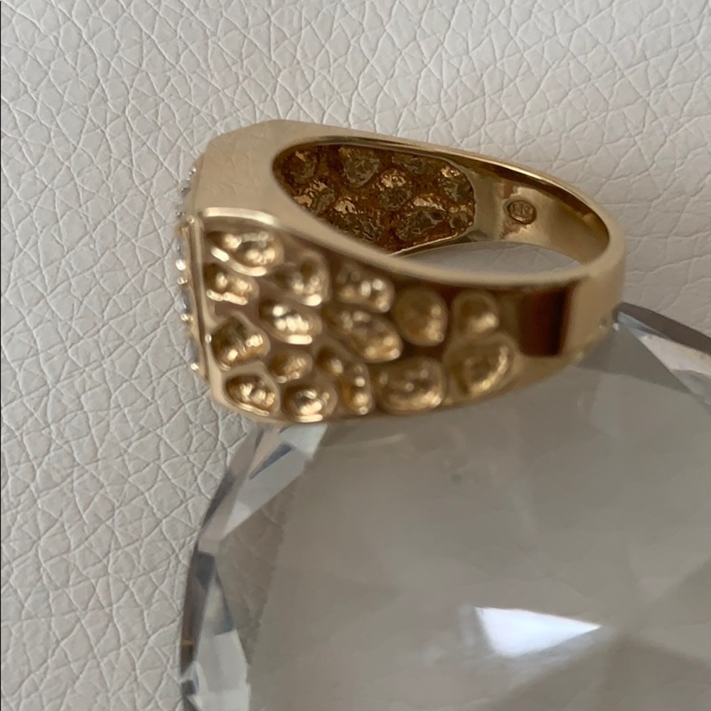 14k Yellow Gold Diamond ring ~ Size 9 - Picture 5 of 8